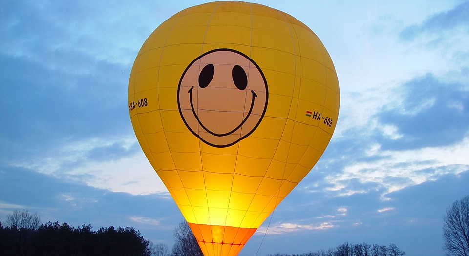 Lindstrand LBL 120 A hőlégballon (HA-923)